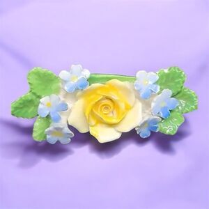 Vintage Crown Staffordshire Porcelain Flower Bouquet Brooch – Hand-Painted